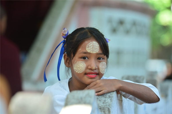 缅甸风物系列：那些困顿的孩子们，愿生活不减你天真的笑脸