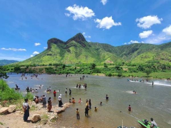 缅甸中部又新增一个新旅游区——象头山