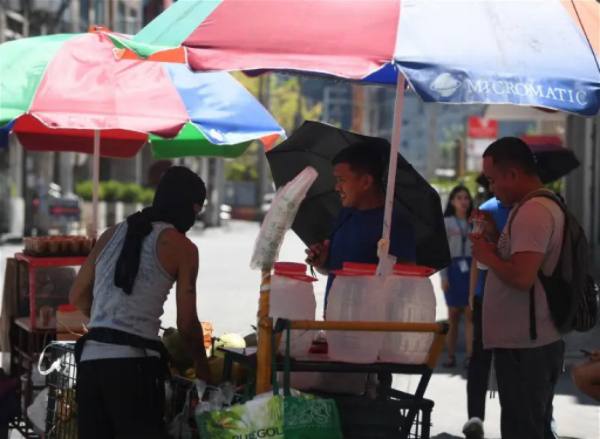 菲律宾国家因气温增高已有6人死亡
