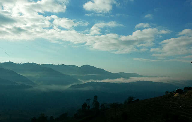 滇缅公路漫笔（文：华轩 图：钦河 雅泉）