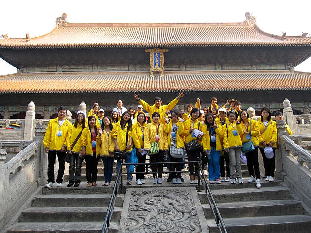 参加2012年海外华裔青少年中国寻根之旅春令营——山东枣庄营