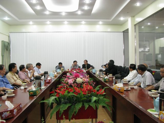 马来西亚永定同乡会代团访问华商商会