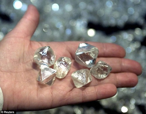 钻石玻璃价？俄罗斯发现万亿克拉钻石矿