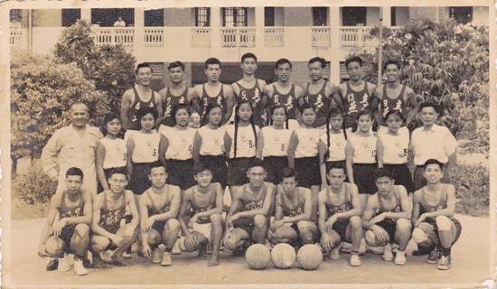 忆缅属青燕篮球队 （伍全礼） - 南加缅华联谊会 - 南加州缅华网