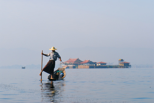 茵丽湖（导游:杜敏敏伦 ）