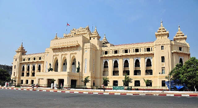 仰光市政厅 （九里香）