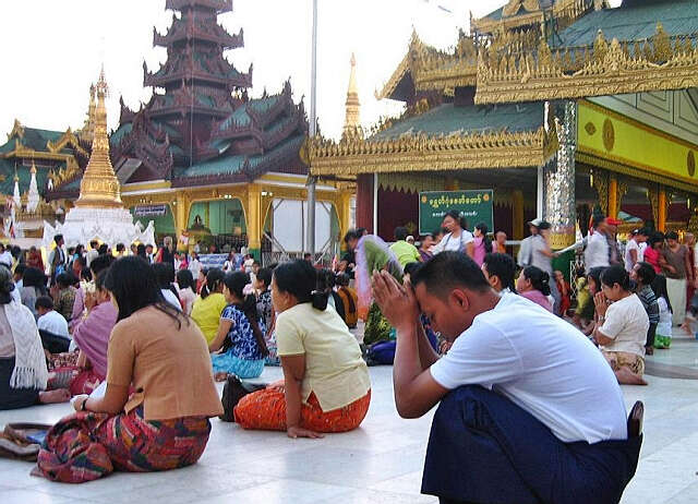 缅甸人民的心态（柯箐莉 指导教师：李美新）