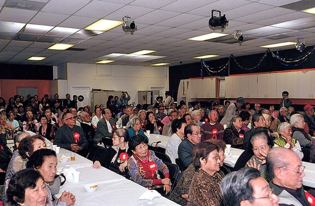 爱的奉献 （洛杉矶 谭月英）