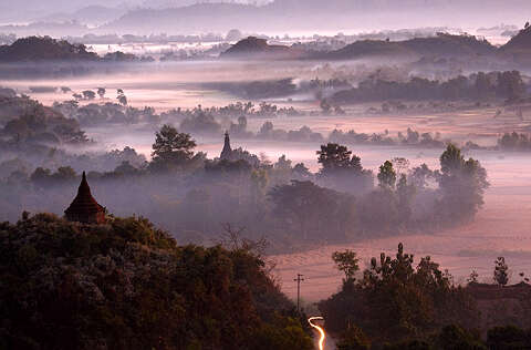 老去的村庄（黄德明 腊戌）