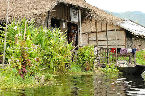 伊洛瓦底江系列《小茅屋》 段春青
