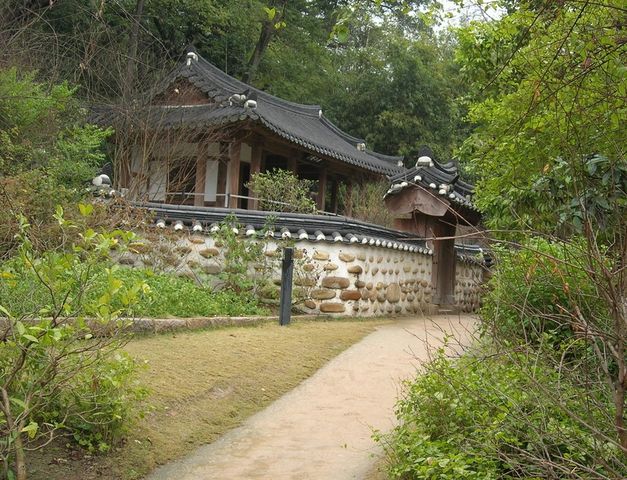 上山访古剎（朱徐佳  洛杉矶）