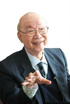 中国全面爆发健康危机-何志谦教授