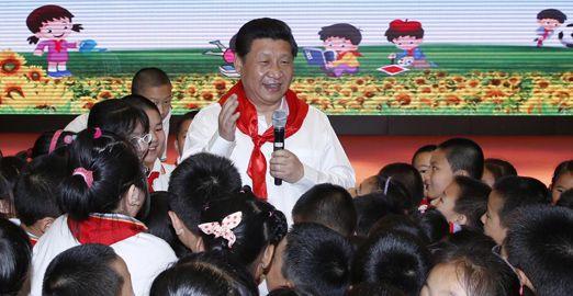 人民网六一特献：当七常委还是小孩子