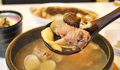 舌尖上的8大月子餐