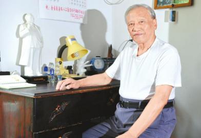 广安市民忆36年前小平回乡情景：穿拖鞋招呼客人