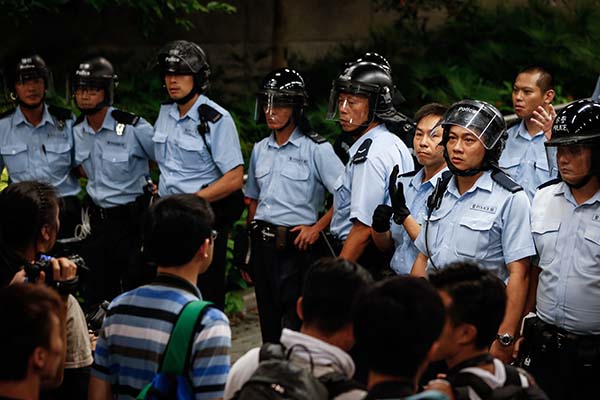 香港“占中”发生后多家网站遭攻击，警方拘捕11名嫌犯