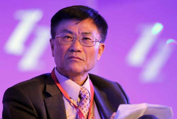 香港岭南大学校长郑国汉首度开腔：主持政府与学联对话责无旁贷