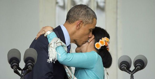 奥巴马访缅甸吻的不是昂山素季 (图)