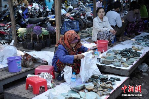 探访缅甸最大玉石交易市场