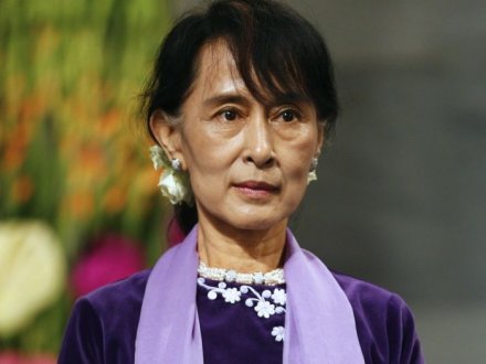 缅甸民盟中央发表新闻公报撤销登伦博士中央委员资格（华轩）