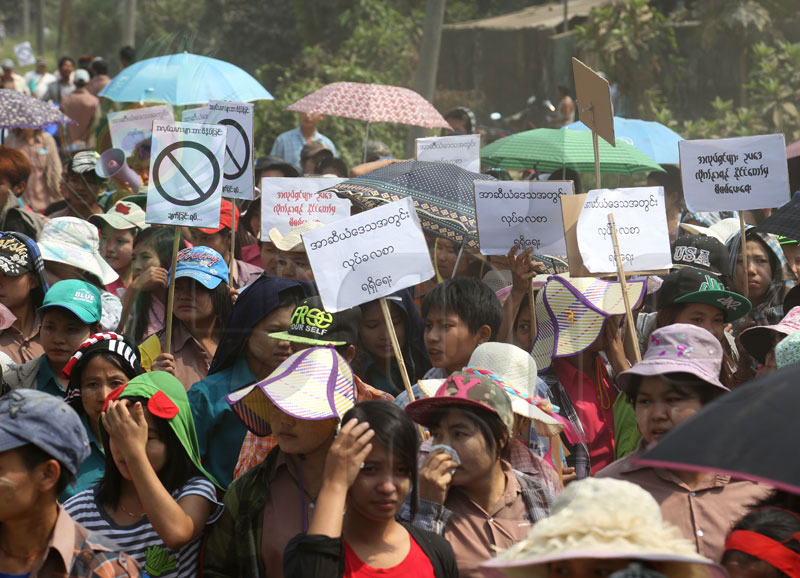 仰光省瑞卑达工业区罢工职工联合委员会发表声明 (华轩)