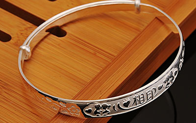 戴银，只是为了漂亮吗？太小看老祖先的智慧了！！