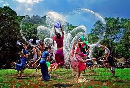 趁上胞波共嬴”高速”（倩兮）