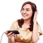 可用手机收听缅甸国家电台广播 （华轩）