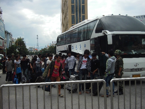 31名“三非”缅甸人被遣送出境