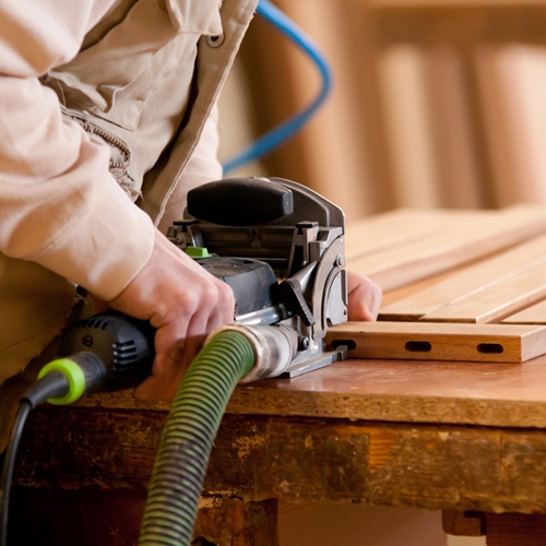 实阶省一印度籍木较厂发生工潮 （华轩）