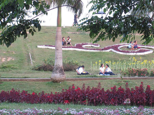 仰光茵雅湖畔将安装闭路电视 （华轩）