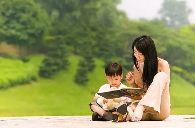 请告诉孩子：道德的本质，就是心中有他人