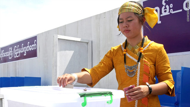 缅甸举行大选（华轩）