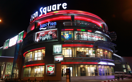 著名超市Junction Square 发生火灾 (华轩)