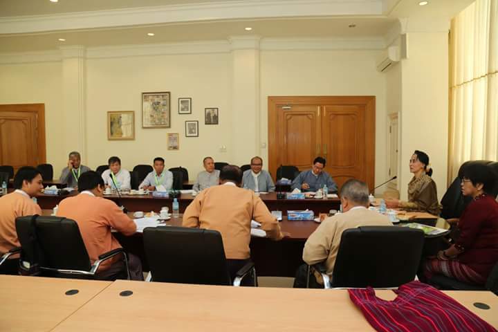 杜昂山素季会见联邦部长吴昂敏 （华轩）