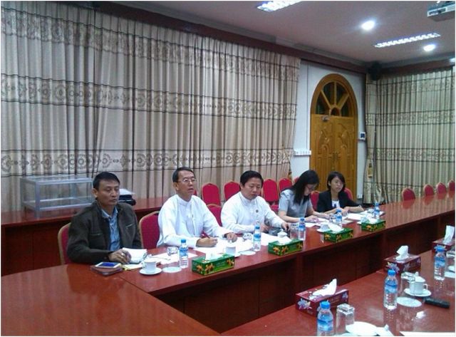 缅中友好协会(中央)新闻公报(1/2016）为派遣一百名工艺技术职教留学事宜讨论会(华轩译)