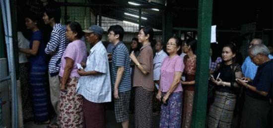 缅甸新议会选出正副议长 将为军方保留四分之一席位