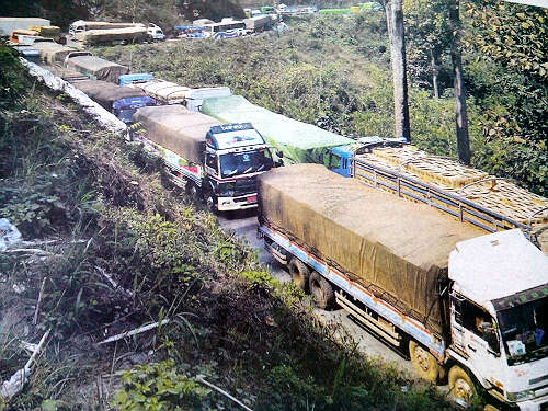 原创：曼德勒—木姐联邦级公路再度塞车