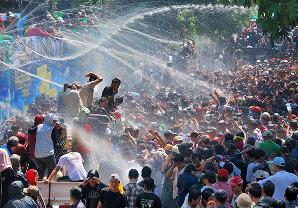 原创：2016年度泼水节来临
