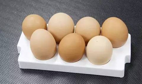 【实用】原来鸡蛋买回家不能直接放冰箱……以前都做错了！