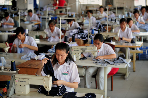 近百家工厂希望投资缅甸服装生产领域