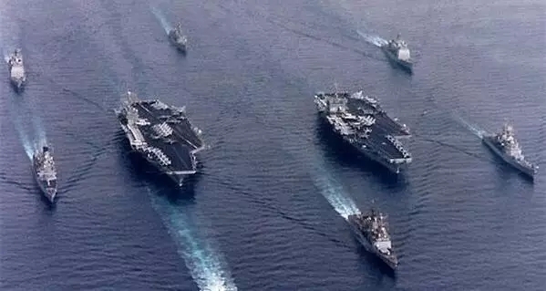 再见，美国！再见，航母！突然很心疼我们的祖国...