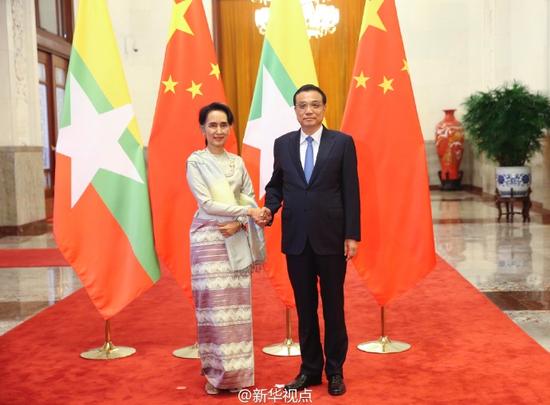 李克强同缅甸国务资政昂山素季举行会谈