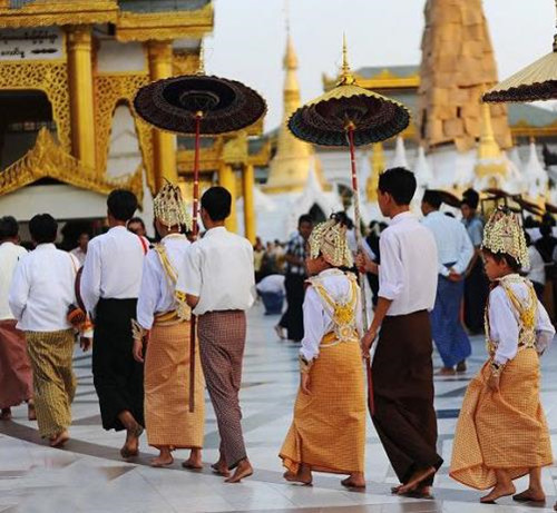 缅甸的特殊礼节---脱鞋