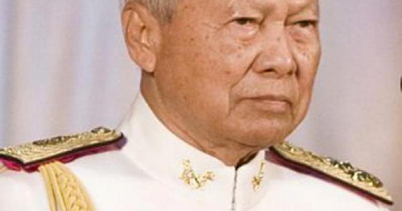 揭秘  泰国任临时摄政王控政军大权