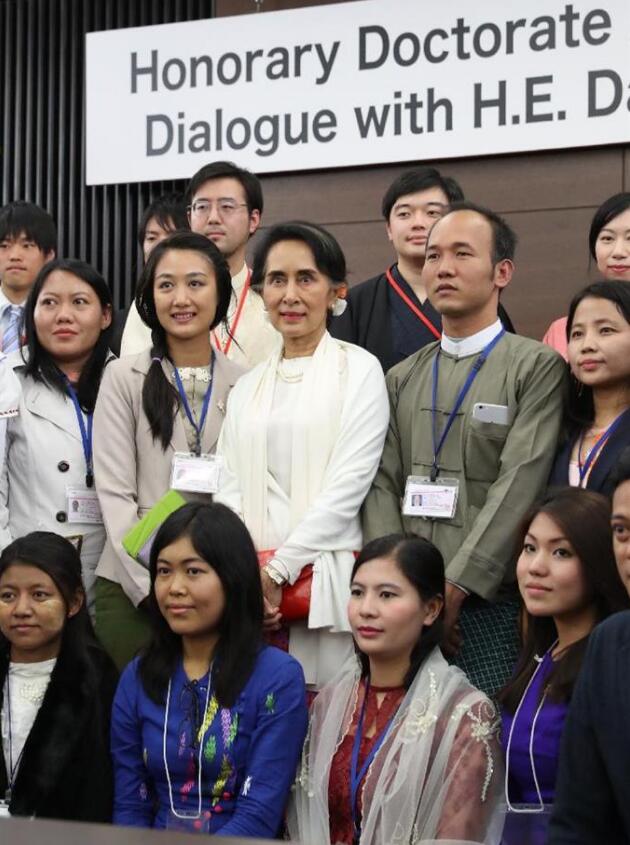 国务资政访日称与中国关系“极为良好”