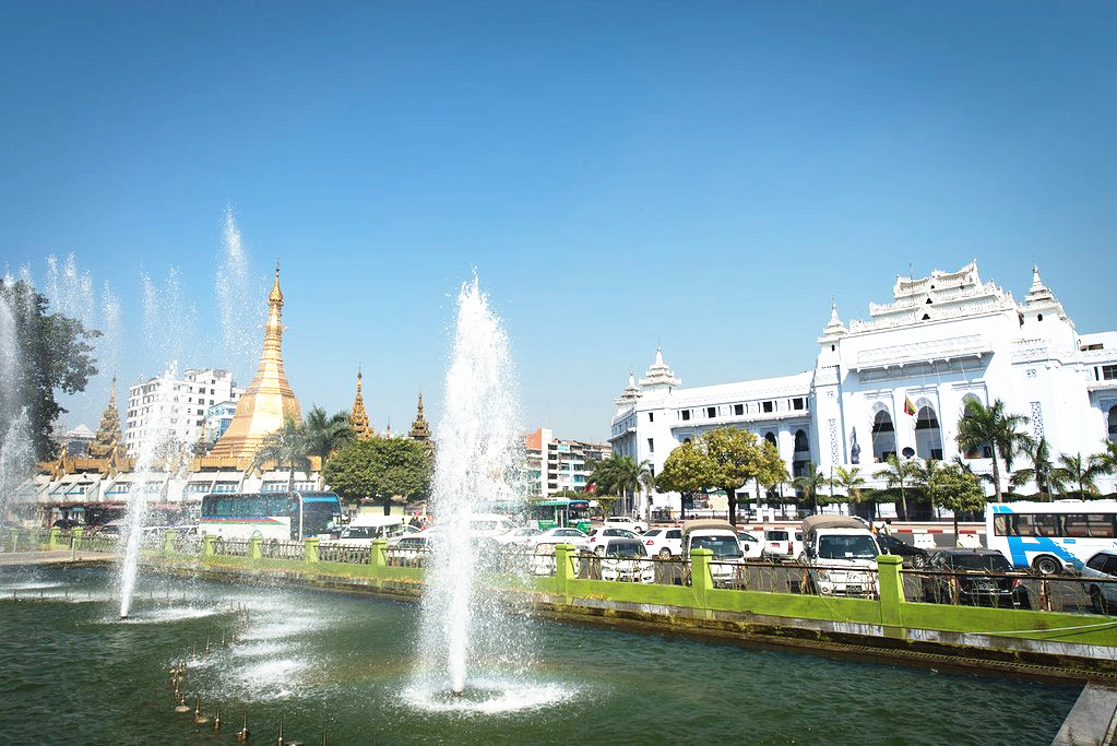 缅甸仰光——班杜拉广场