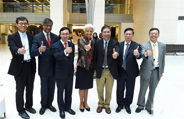 2016，走向世界的人民币（组图）