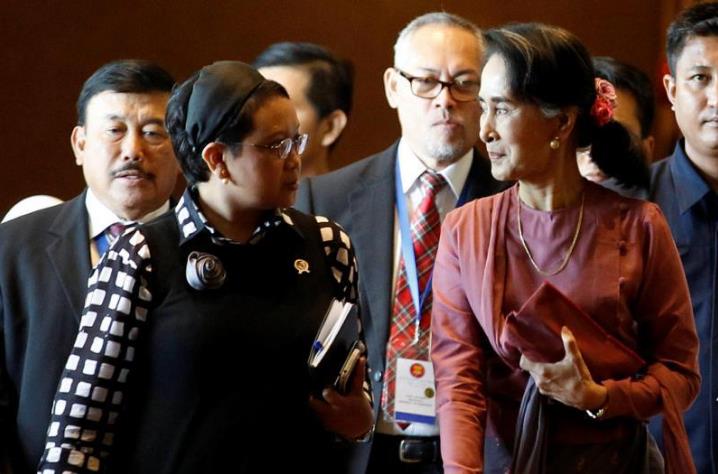 东盟外长会议：缅罗兴亚人危机威胁邻国安保与稳定