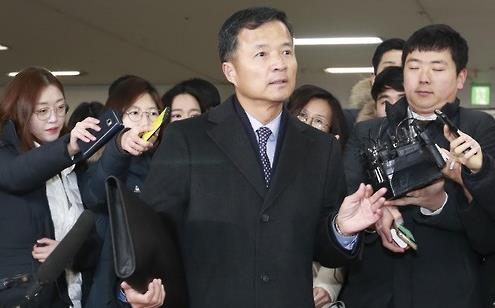 韩驻缅大使供认：曾见崔顺实 在其推荐下谋得职位